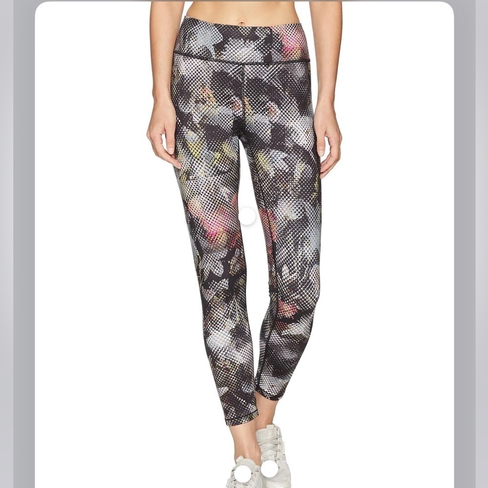 Prana Roxanne Digi Flower Leggings Size XS - Picture 2 of 6